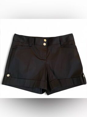 NWT White House Black Market Black Shorts Womens Size 6